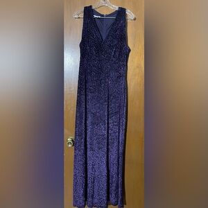 Last Week of Closet :Velvet sleeveless maxi Dress